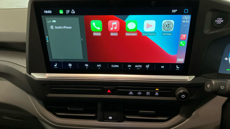 Volkswagen Transporter T32 Swb Electric 160kW 65kWh Commerce Pro Van Auto